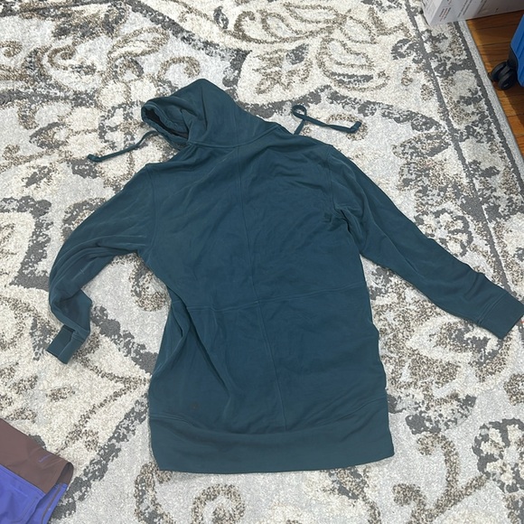 Lulu🍋 Lab Lissie Hoodie. Size 4 color Gravity - Picture 9 of 10